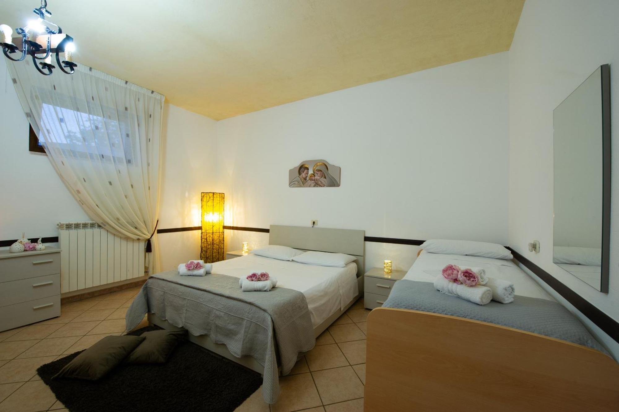 Ferienwohnung La Dimora Di Mary E Dony Martina Franca Exterior foto